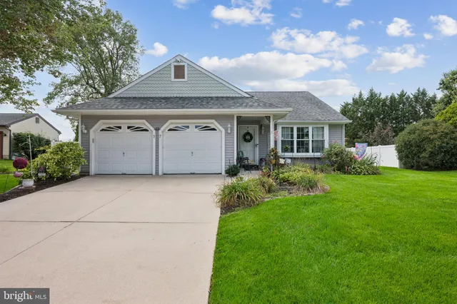 $450,000 | 17 Oakton Drive, Mantua, NJ 08051