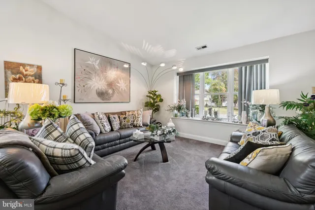 $450,000 | 17 Oakton Drive, Mantua, NJ 08051