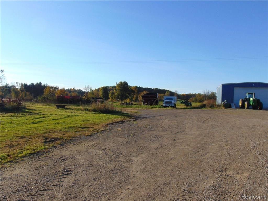 5351 Brigham Road Goodrich, MI 48438 - Photo 7 of 28 Brigham drive and view of left of pole.jpg