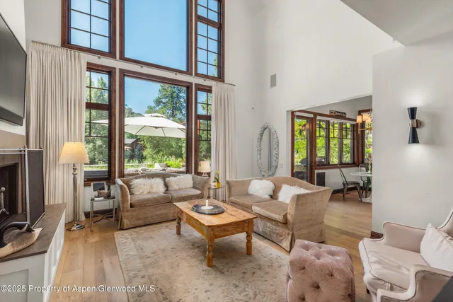 $3,250,000 | 11 Piñon Lane, Carbondale, CO 81623