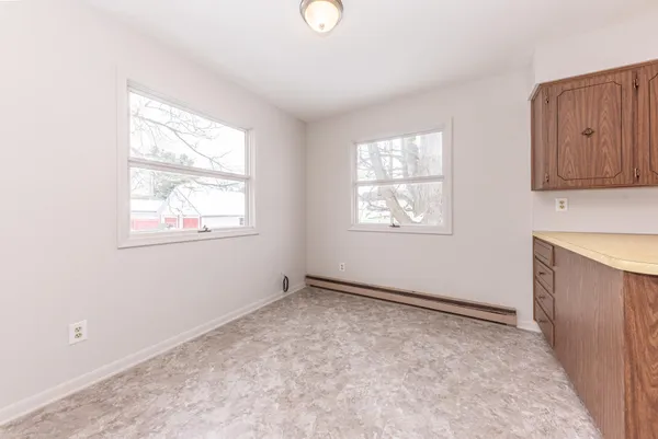 $150,000 | 701 Michigan Avenue, Monroe, MI 48162