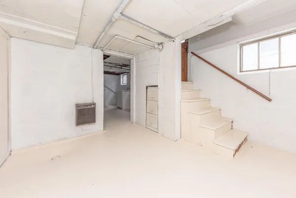 $150,000 | 701 Michigan Avenue, Monroe, MI 48162