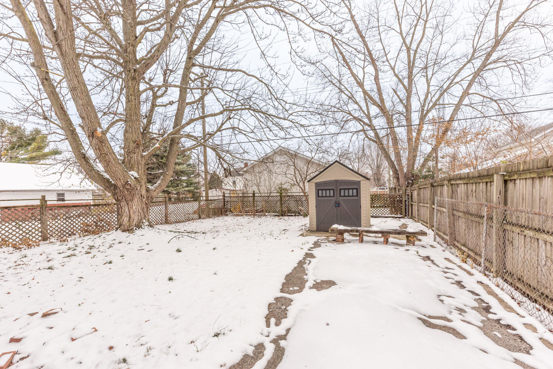 701 Michigan Avenue Monroe, MI 48162 - Photo 3 of 35 2