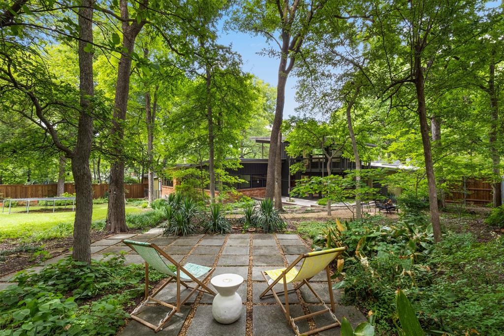 989 North Rustic Circle Dallas, TX 75218 - Photo 39 of 40