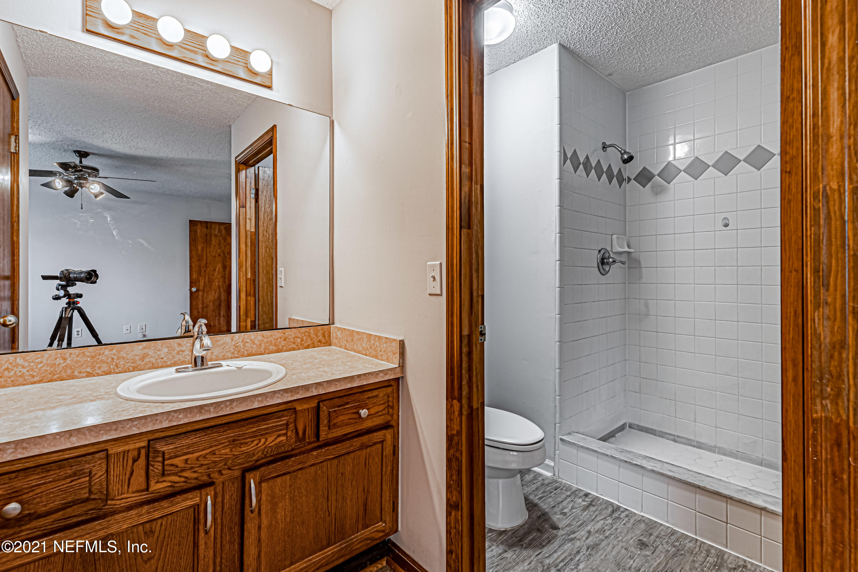 2226 Mareeba Road Jacksonville, FL 32246 - Photo 21 of 30 21-Owner's Bathroom