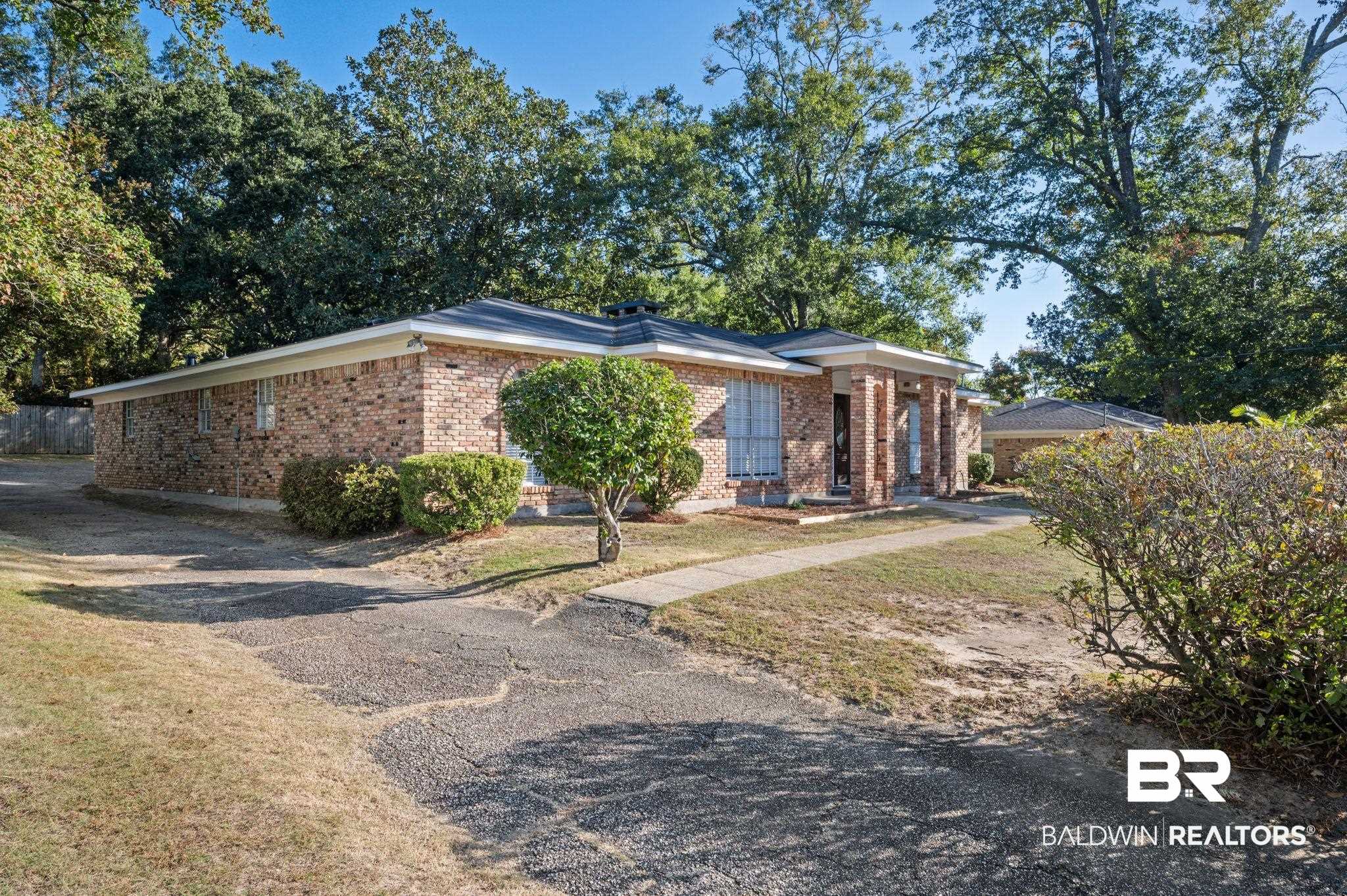 5406 Spring Drive Mobile, AL 36693 - Photo 38 of 40
