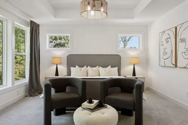 $999,900 | 2415 Laurie Court West, St. Paul, MN 55113