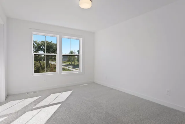 $999,900 | 2415 Laurie Court West, St. Paul, MN 55113