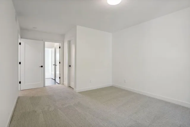 $999,900 | 2415 Laurie Court West, St. Paul, MN 55113