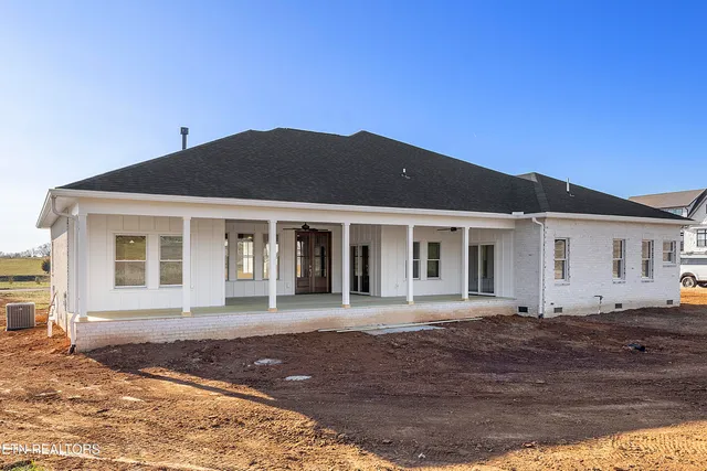 $890,000 | 5929 John Drive, Greenback, TN 37742