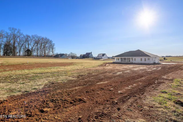 $890,000 | 5929 John Drive, Greenback, TN 37742