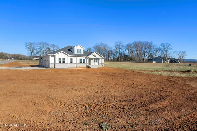 $890,000 | 5929 John Drive, Greenback, TN 37742