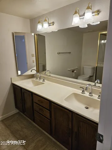 $3,175 | 2344 West Lobo Avenue, Mesa, AZ 85202