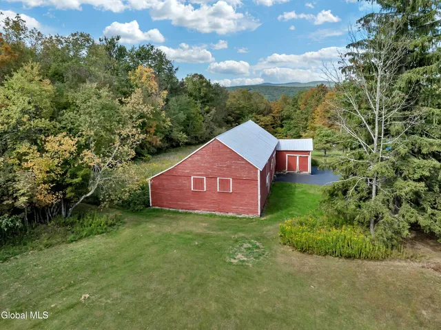 $935,000 | 161 Beaver Hill Drive, Gilboa, NY 12076