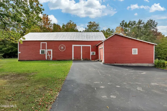 $935,000 | 161 Beaver Hill Drive, Gilboa, NY 12076