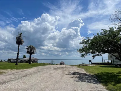 $189,900 | 61 Campfire Circle, Coldspring, TX 77331