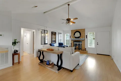 $189,900 | 61 Campfire Circle, Coldspring, TX 77331