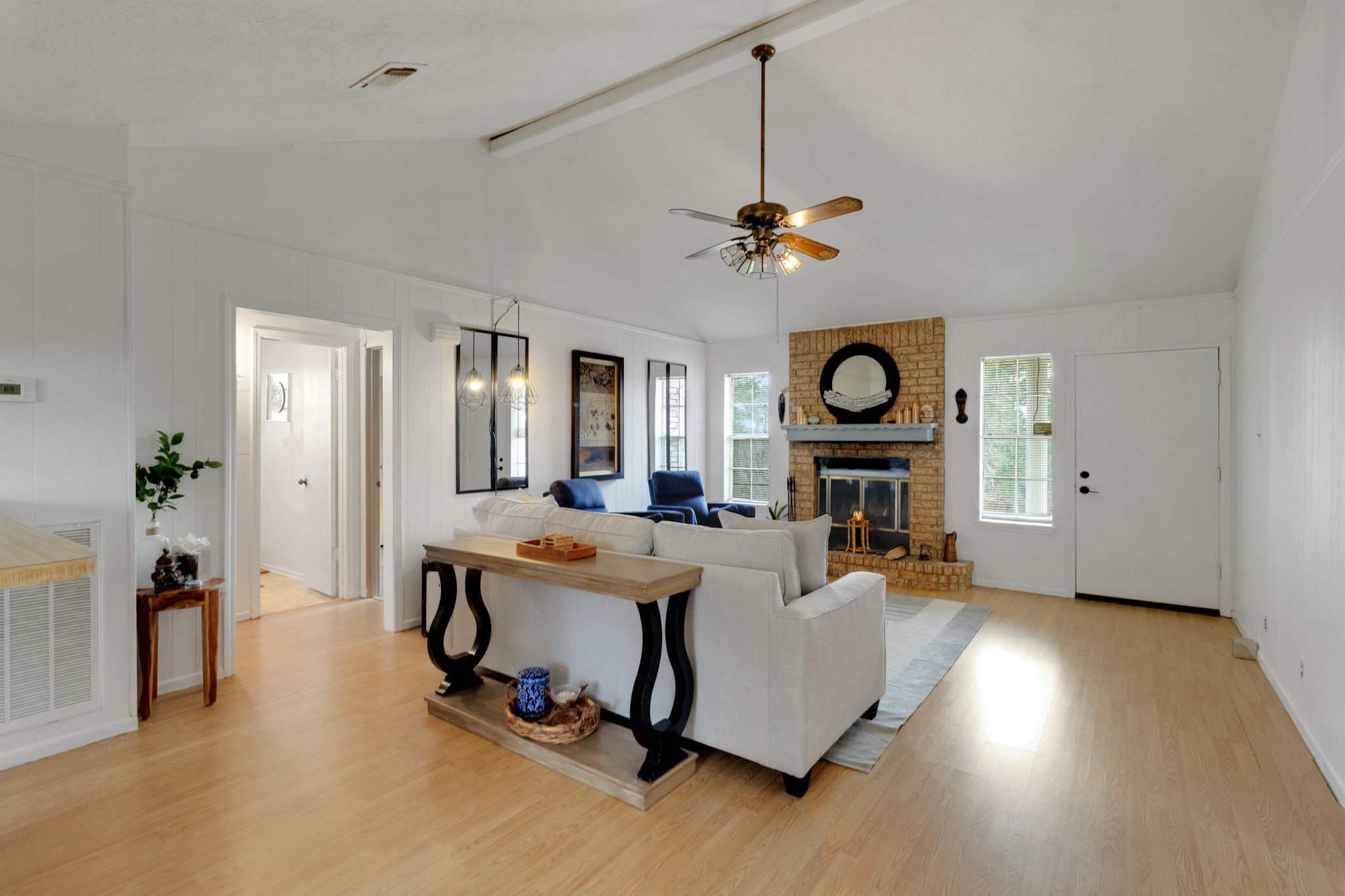 61 Campfire Circle Coldspring, TX 77331 - Photo 4 of 30 Bright and airy living area