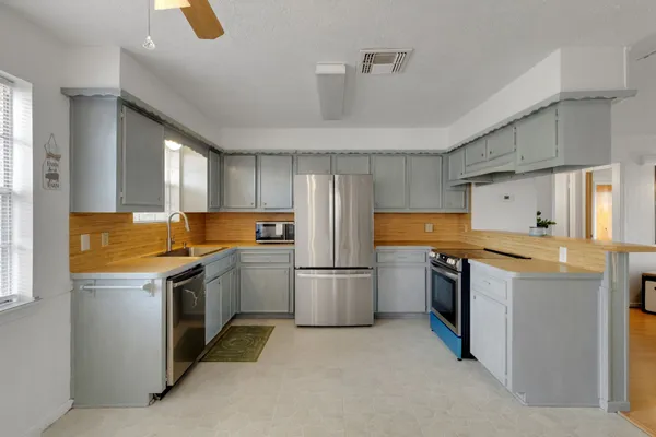 $189,900 | 61 Campfire Circle, Coldspring, TX 77331