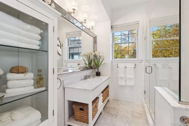 $1,499,998 | 56 Floral Parkway, Floral Park, NY 11001