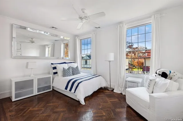 $1,499,998 | 56 Floral Parkway, Floral Park, NY 11001