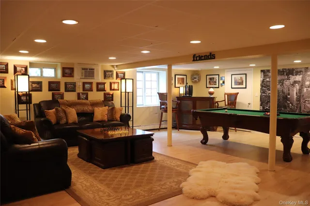 $1,499,998 | 56 Floral Parkway, Floral Park, NY 11001