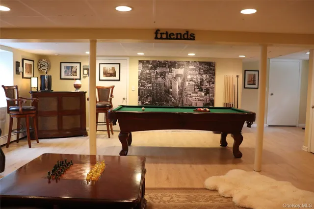 $1,499,998 | 56 Floral Parkway, Floral Park, NY 11001