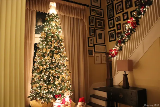 $1,499,998 | 56 Floral Parkway, Floral Park, NY 11001