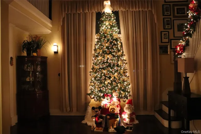 $1,499,998 | 56 Floral Parkway, Floral Park, NY 11001