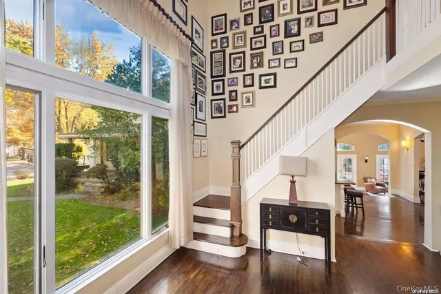 $1,499,998 | 56 Floral Parkway, Floral Park, NY 11001