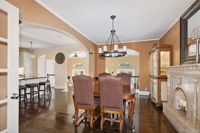 $1,499,998 | 56 Floral Parkway, Floral Park, NY 11001