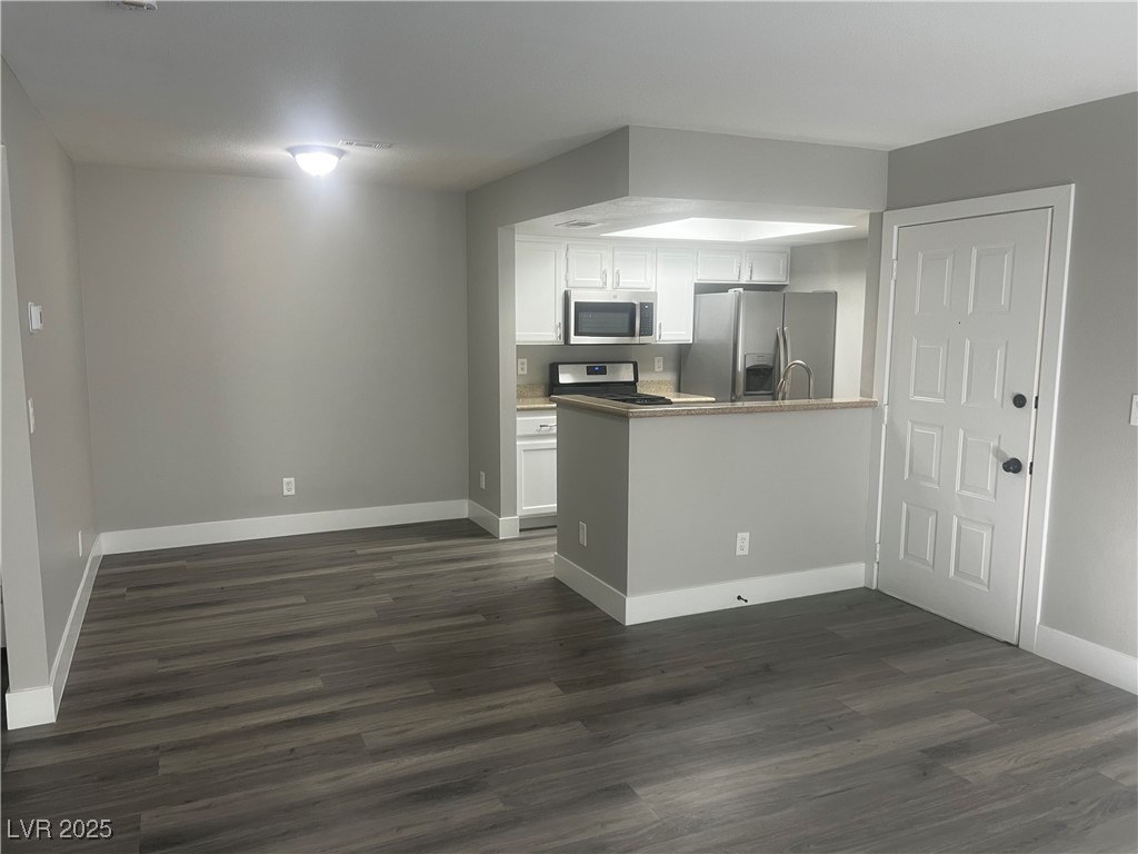 7100 West Pirates Cove Road, Unit 1042 Las Vegas, NV 89145 - Photo 1 of 21