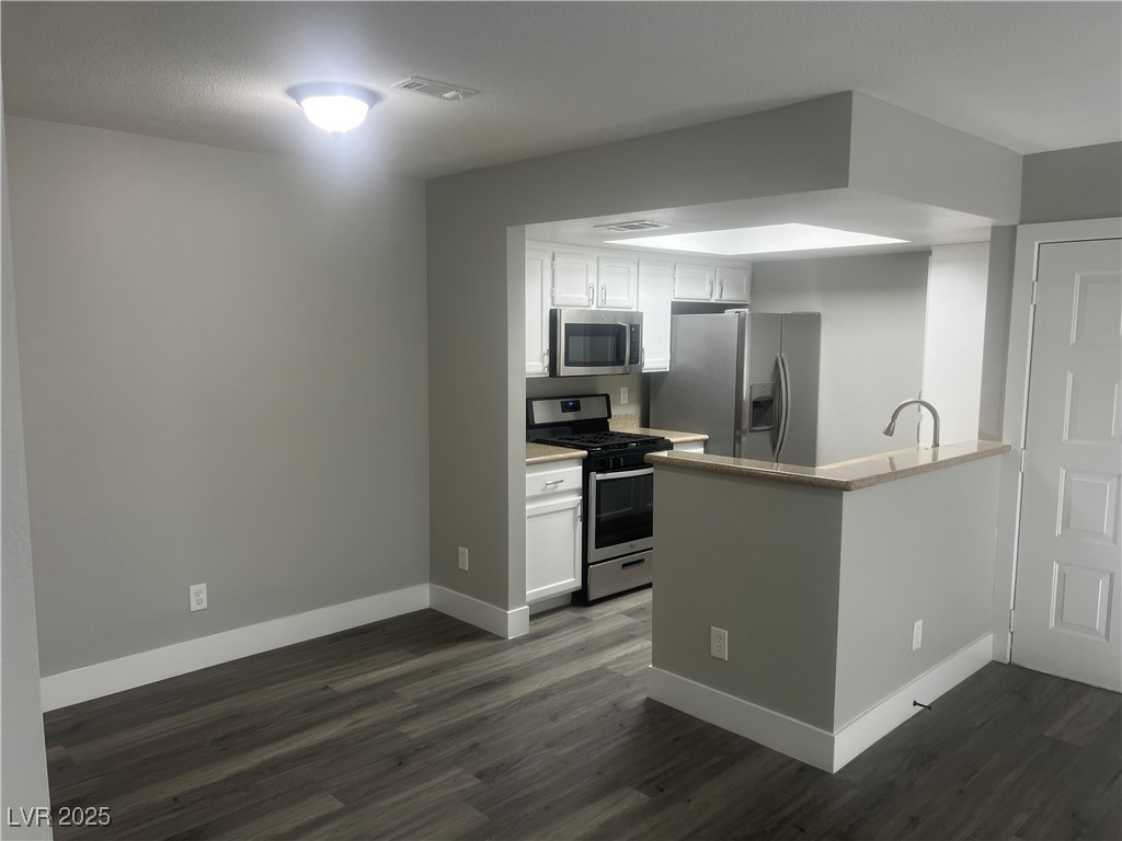 7100 West Pirates Cove Road, Unit 1042 Las Vegas, NV 89145 - Photo 3 of 21
