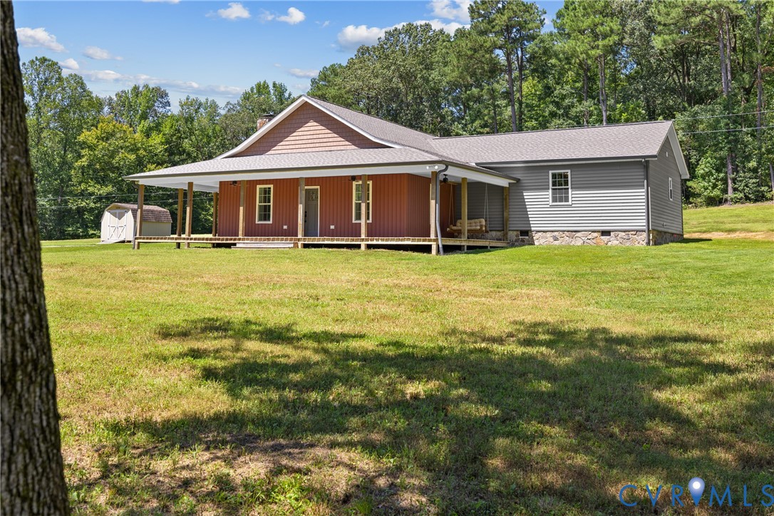 11905 Quaker Road Dinwiddie, VA 23841 - Photo 3 of 34 Gallery Image 3