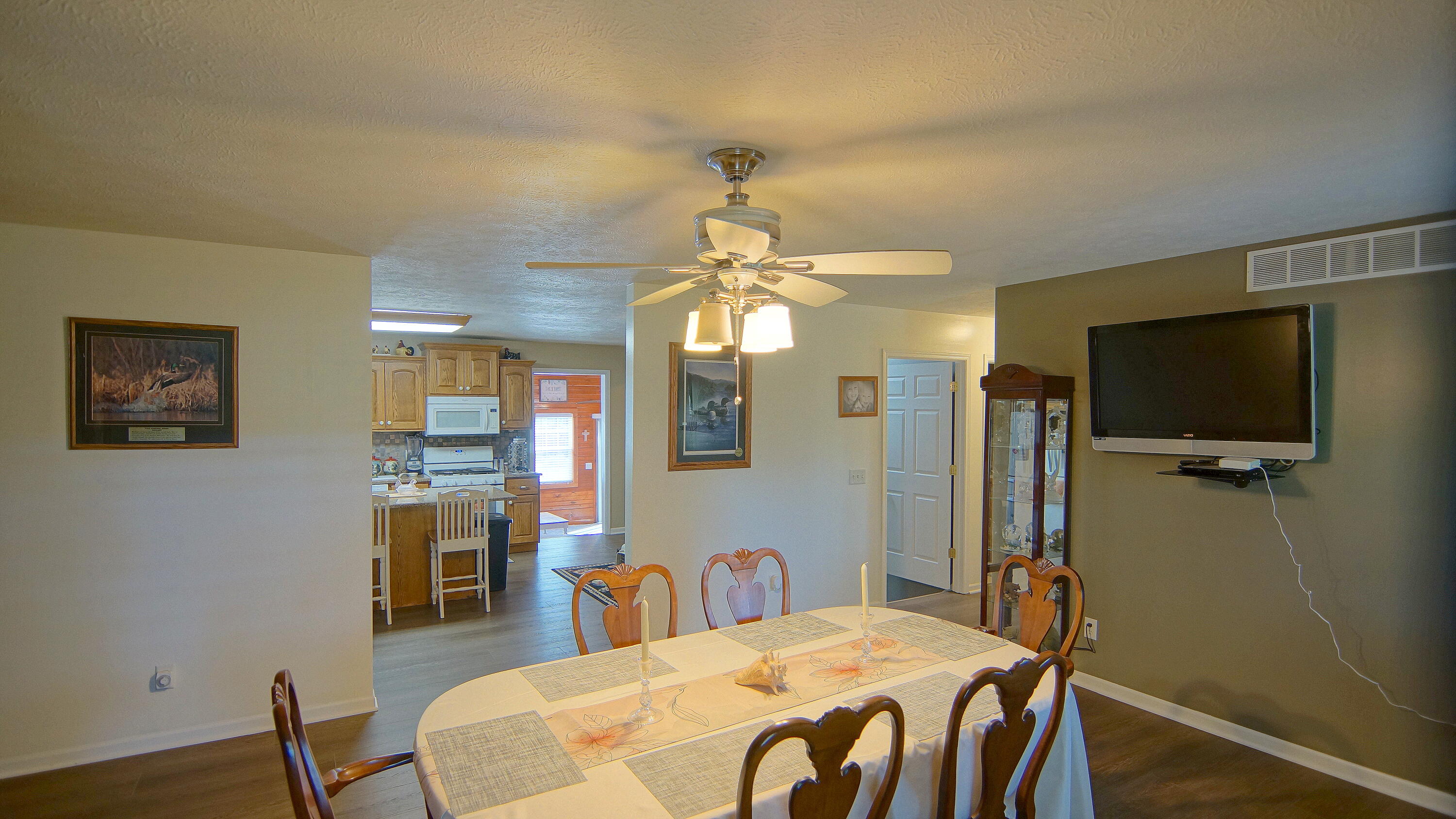 23803 Evan Street Cassopolis, MI 49031 - Photo 7 of 35 DSC05196