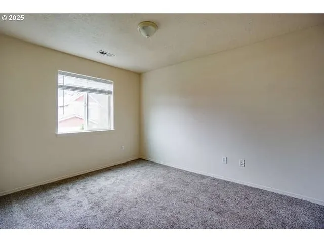 $299,000 | 4000 Northeast 109th Avenue, Unit 53, Vancouver, WA 98682