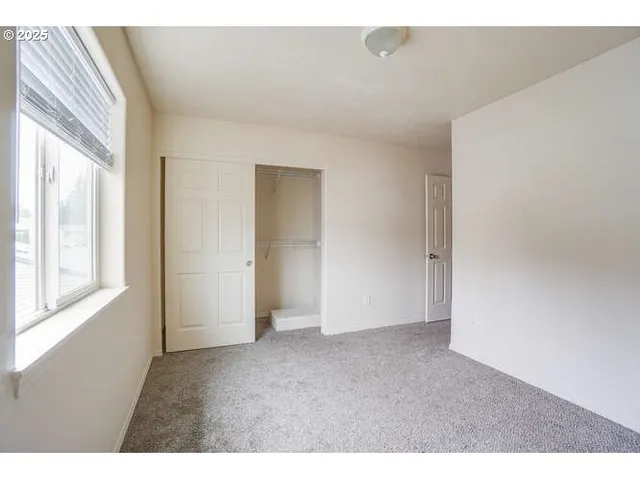 $299,000 | 4000 Northeast 109th Avenue, Unit 53, Vancouver, WA 98682