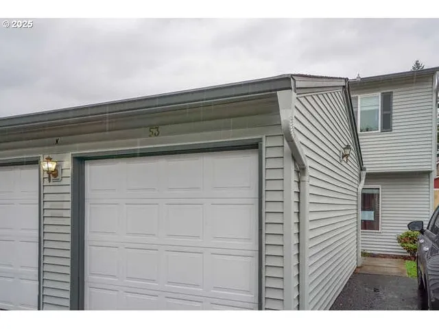 $299,000 | 4000 Northeast 109th Avenue, Unit 53, Vancouver, WA 98682