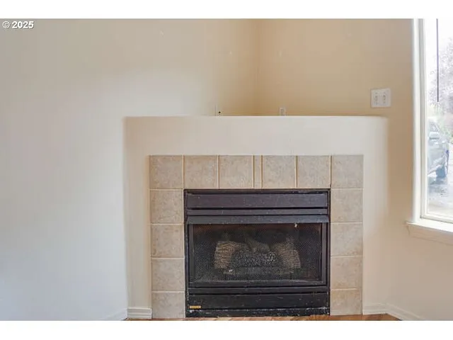 $299,000 | 4000 Northeast 109th Avenue, Unit 53, Vancouver, WA 98682