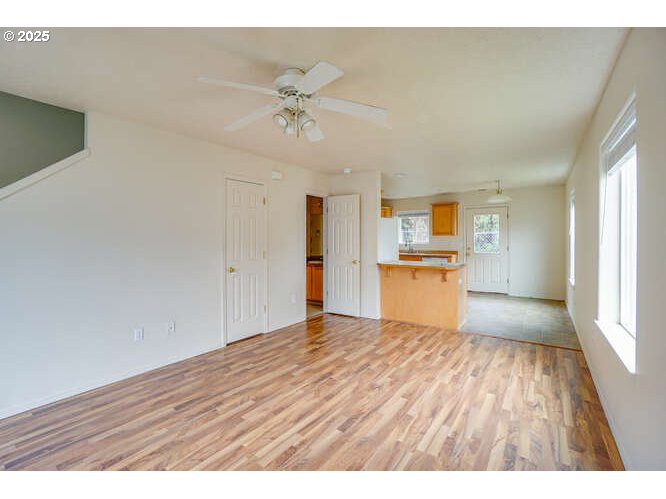 4000 Northeast 109th Avenue, Unit 53 Vancouver, WA 98682 - Photo 8 of 27 a view of a kitchen with wooden floor and a kitchen