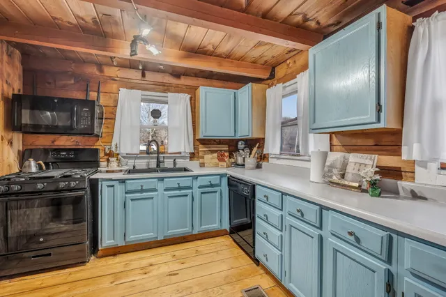 $282,000 | 44 Staley Lane, Waldoboro, ME 04572