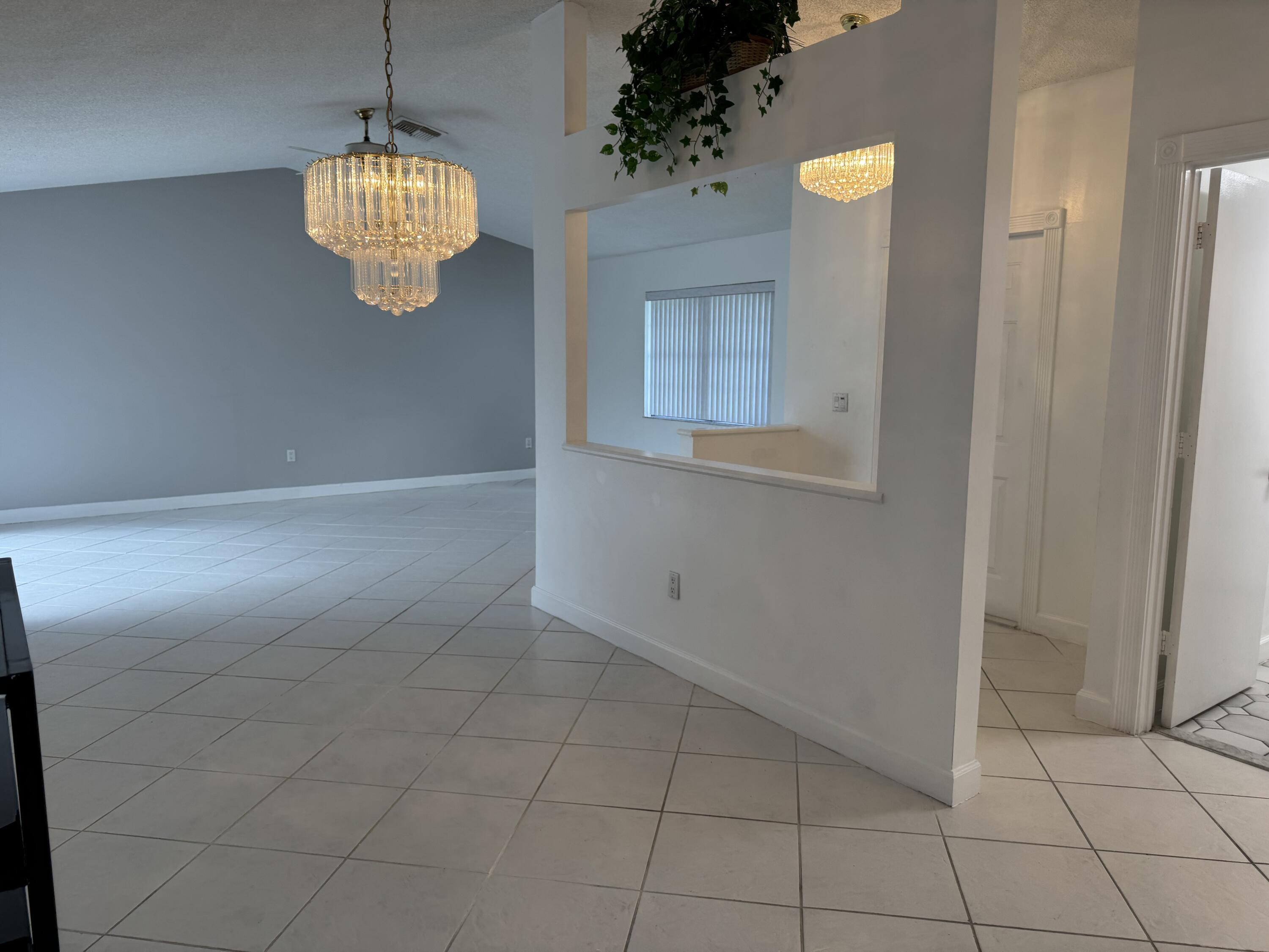 9070 Southwest 22nd Street, Unit D Boca Raton, FL 33428 - Photo 4 of 17 INTERIOR