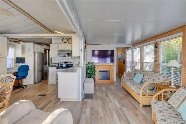 $359,000 | 1081 Nettles Boulevard, Jensen Beach, FL 34957