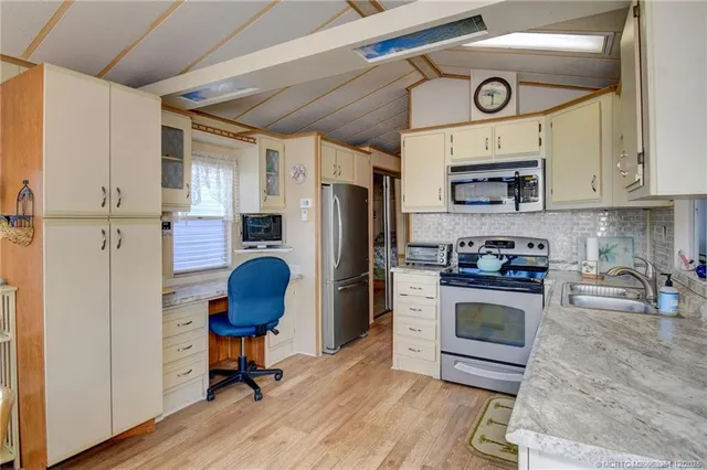 $359,000 | 1081 Nettles Boulevard, Jensen Beach, FL 34957