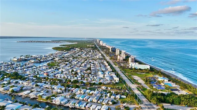 $359,000 | 1081 Nettles Boulevard, Jensen Beach, FL 34957