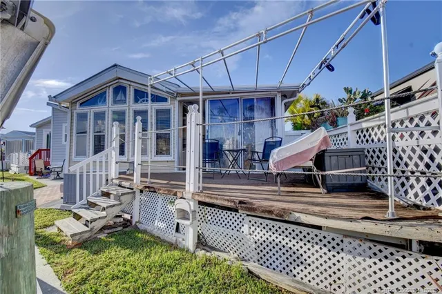 $359,000 | 1081 Nettles Boulevard, Jensen Beach, FL 34957