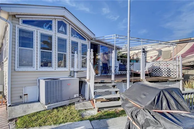 $359,000 | 1081 Nettles Boulevard, Jensen Beach, FL 34957