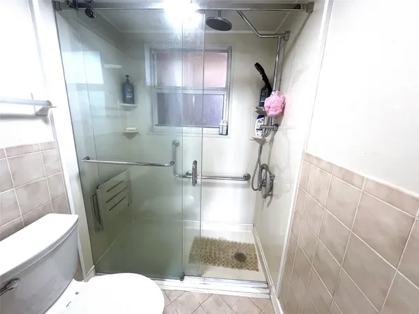 $99,900 | 6670 Royal Palm Boulevard, Unit 106K, Margate, FL 33063