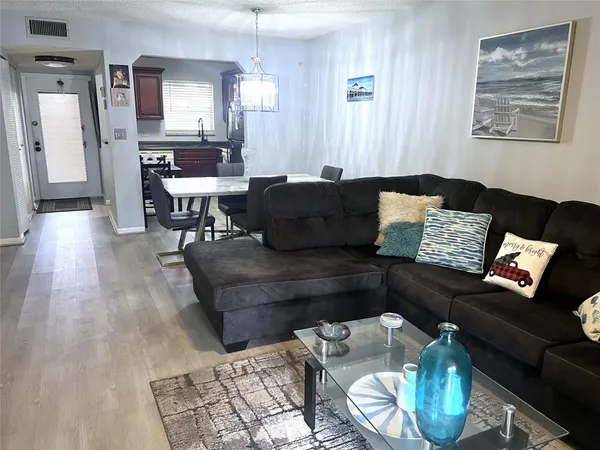 $99,900 | 6670 Royal Palm Boulevard, Unit 106K, Margate, FL 33063