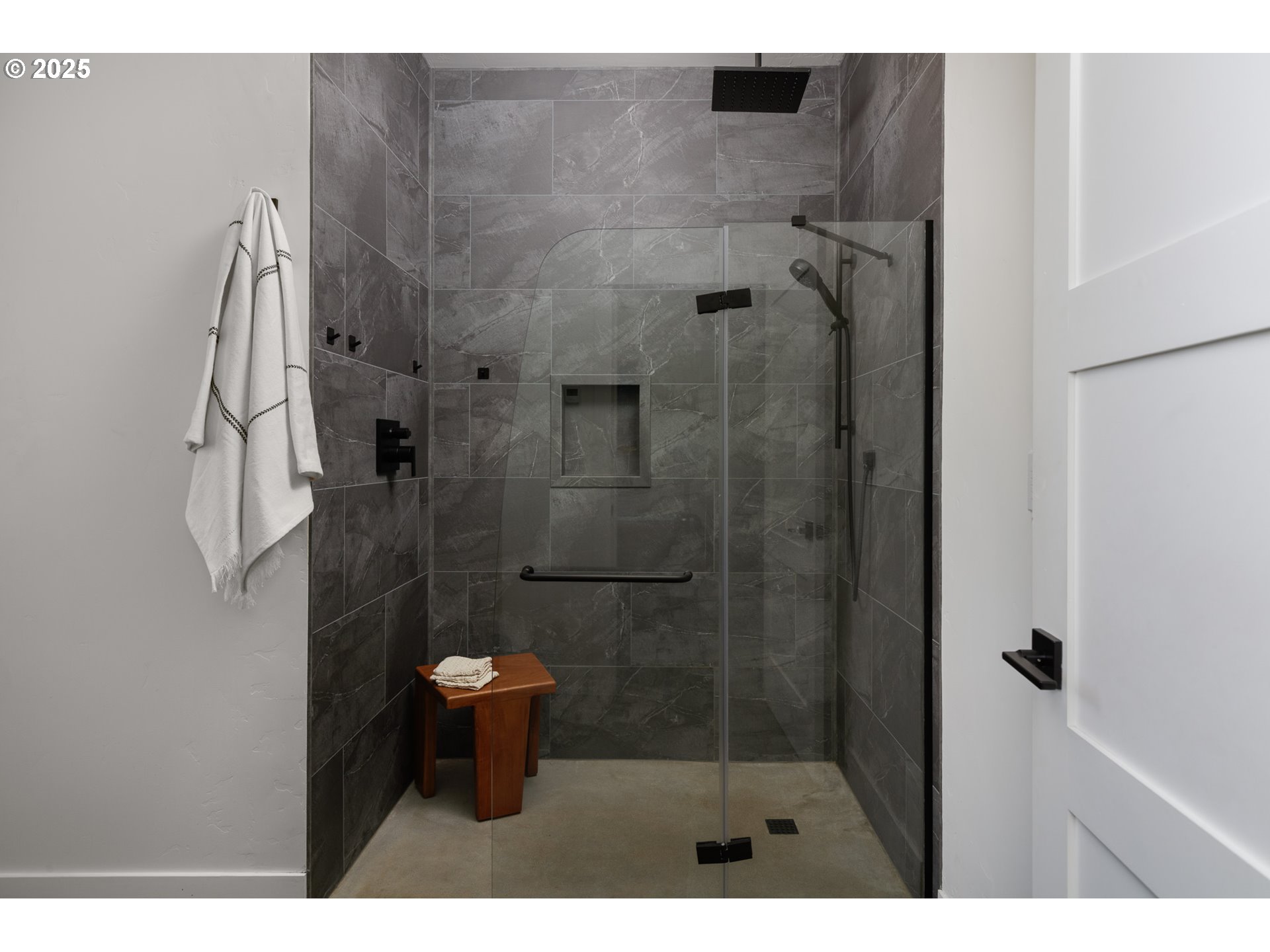 7720 Clear Creek Road Mount Hood Parkdale, OR 97041 - Photo 8 of 23